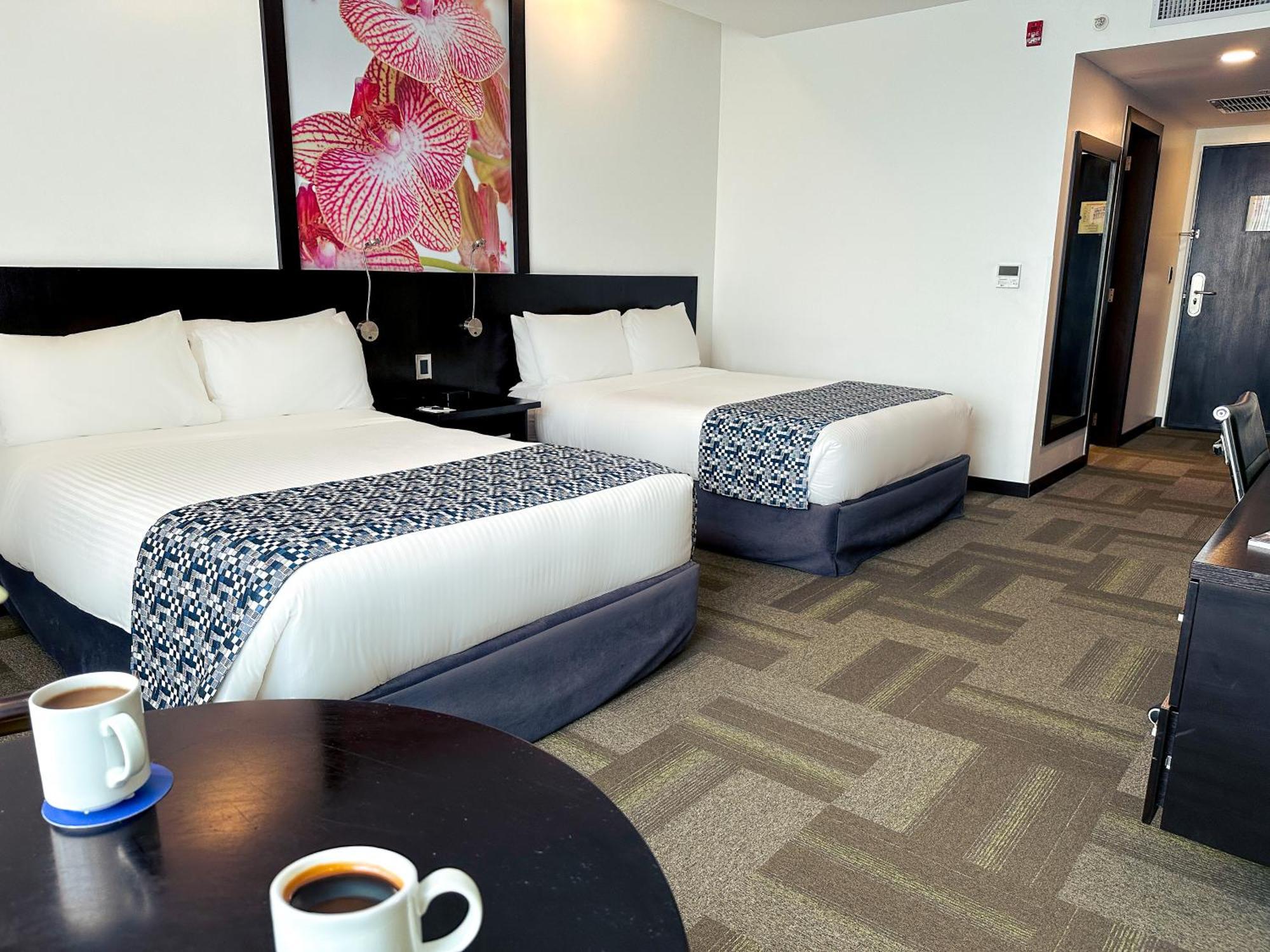 Wyndham Quito Airport Hotel Puembo Ngoại thất bức ảnh