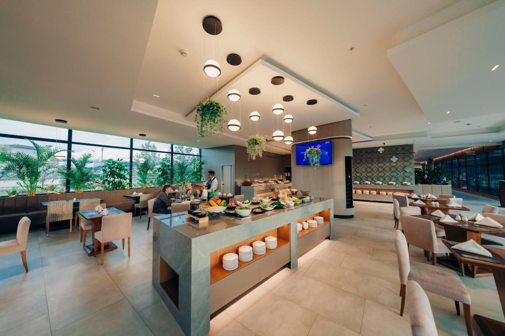 Wyndham Quito Airport Hotel Puembo Ngoại thất bức ảnh