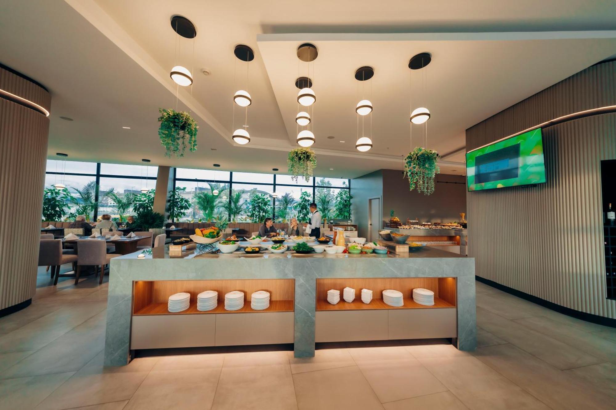 Wyndham Quito Airport Hotel Puembo Ngoại thất bức ảnh